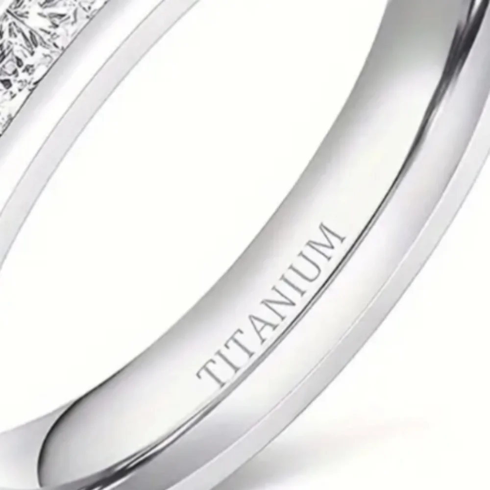Titanium Band Ring w/clear CZ Channel Set All The Way Around Sz.10 NWT UNISEX